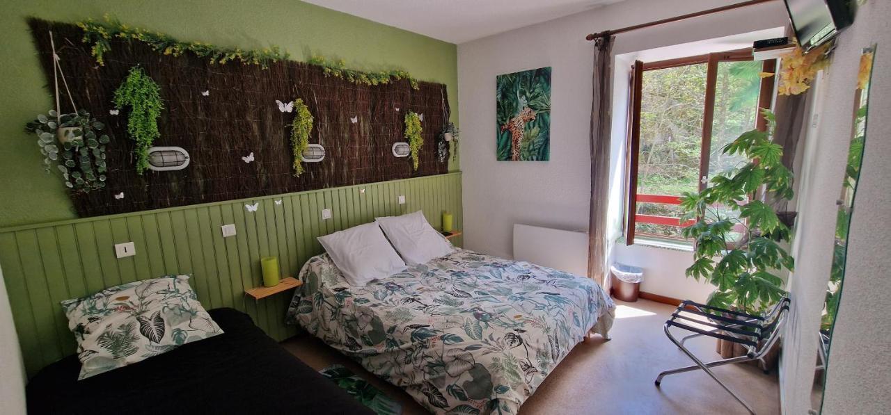 Chambres D'Hotes Les Lits Des Fees Saint-Floret Extérieur photo